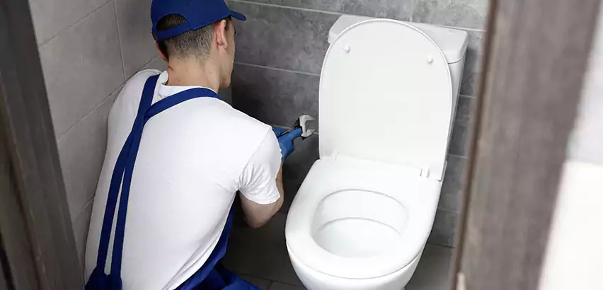 Toilet Lid Replacement in East Providence